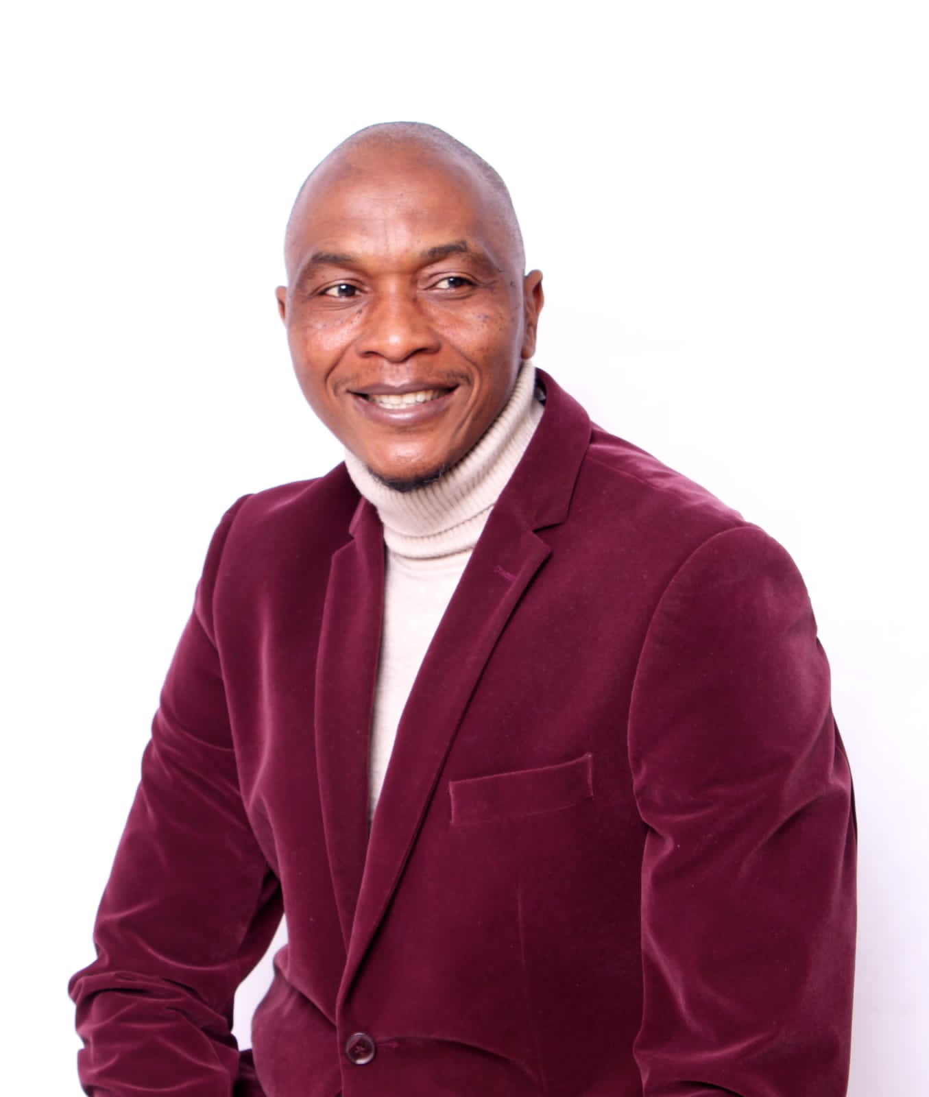 Dr Phill Tshvangira